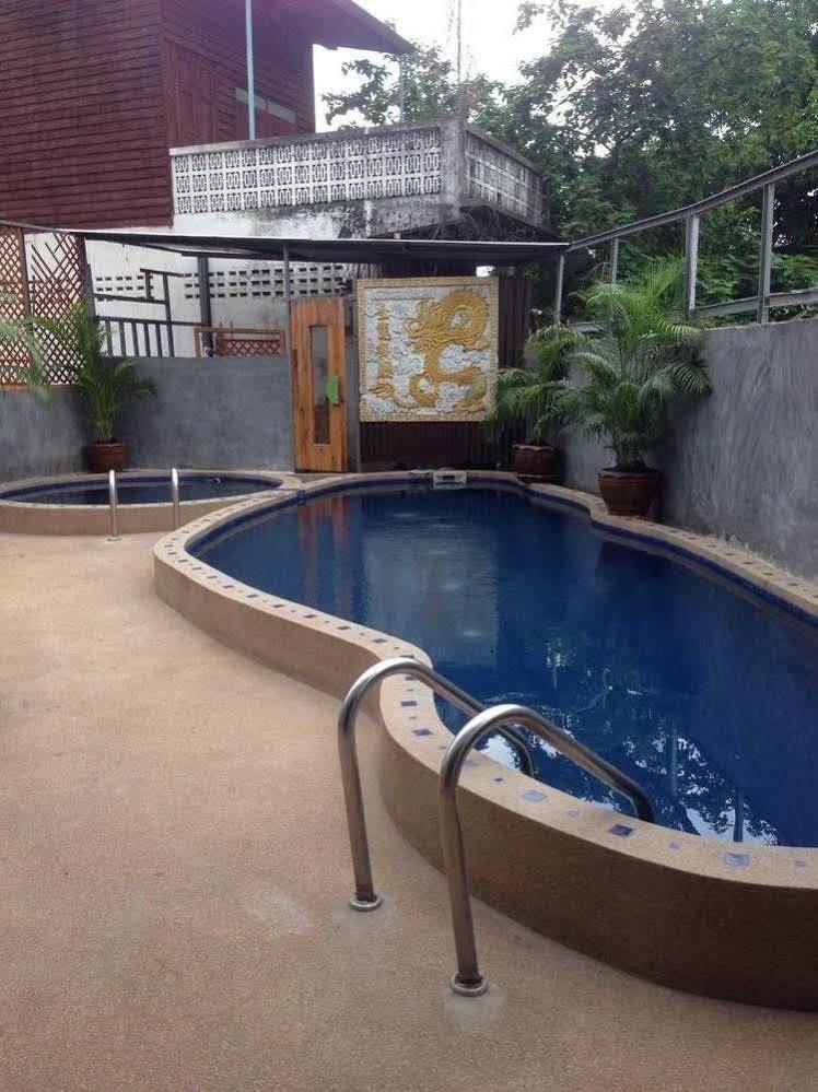 Centro Cnx Chiang Mai Exterior foto